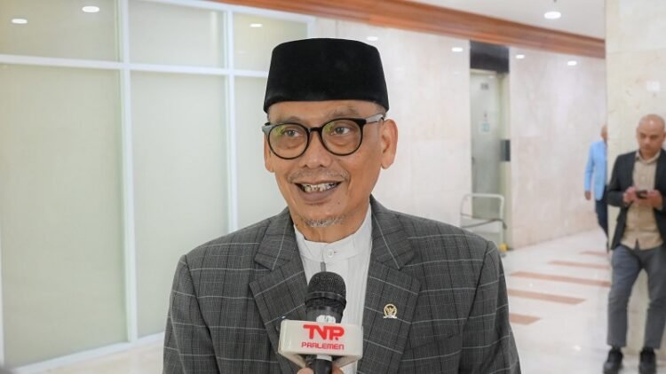 Konflik Iran–Israel Ganggu Ekspor Sarung Tegal