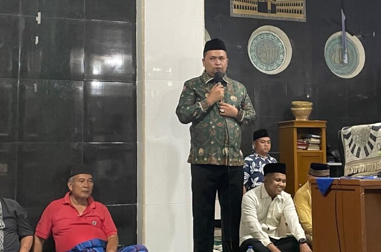 Yusri Latif Alokasikan Anggaran bagi 50 UMKM di Lambung Bukit